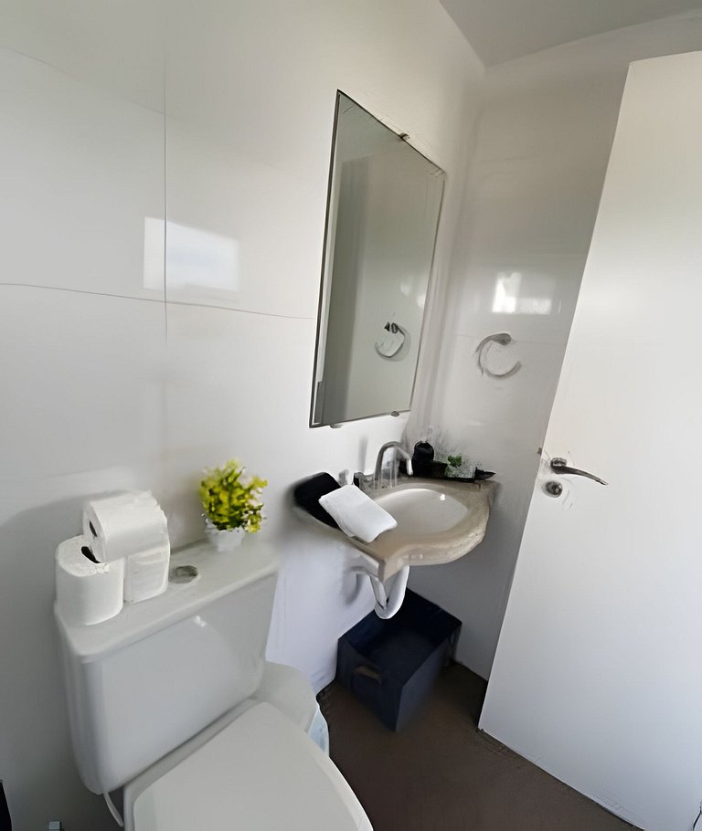 Studio com vista para a piscina | Ar e Cozinha