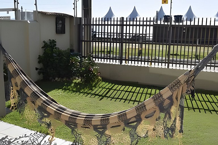 Suíte ampla com vista para praia e café da manhã!