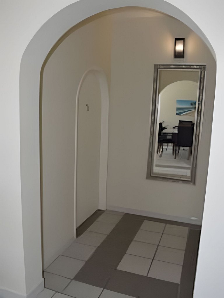 Quarto Masculino, café da manhã e à 60m da Praia